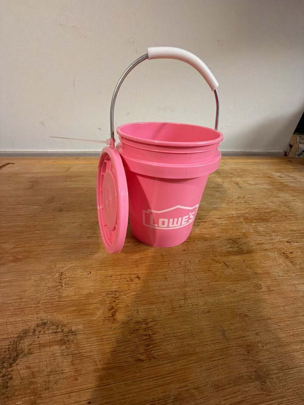 Lowe's Pink Plastic Mini Bucket with Lid